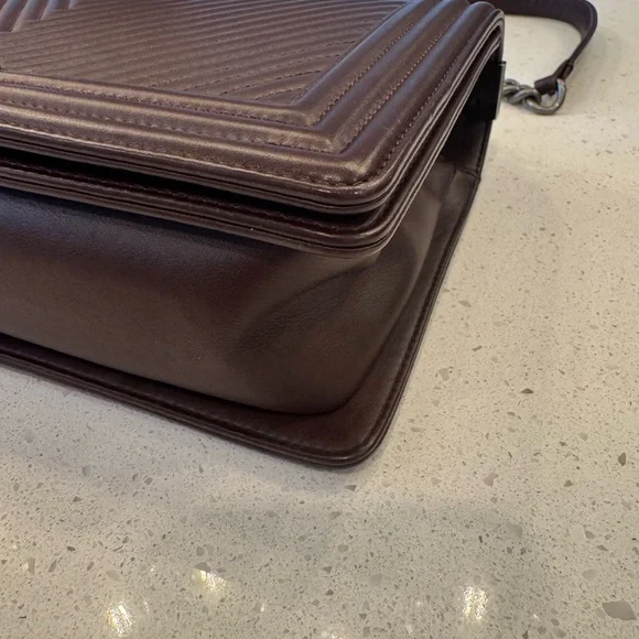 Chanel Chevron Boy Bag brown - Picture 9 of 14